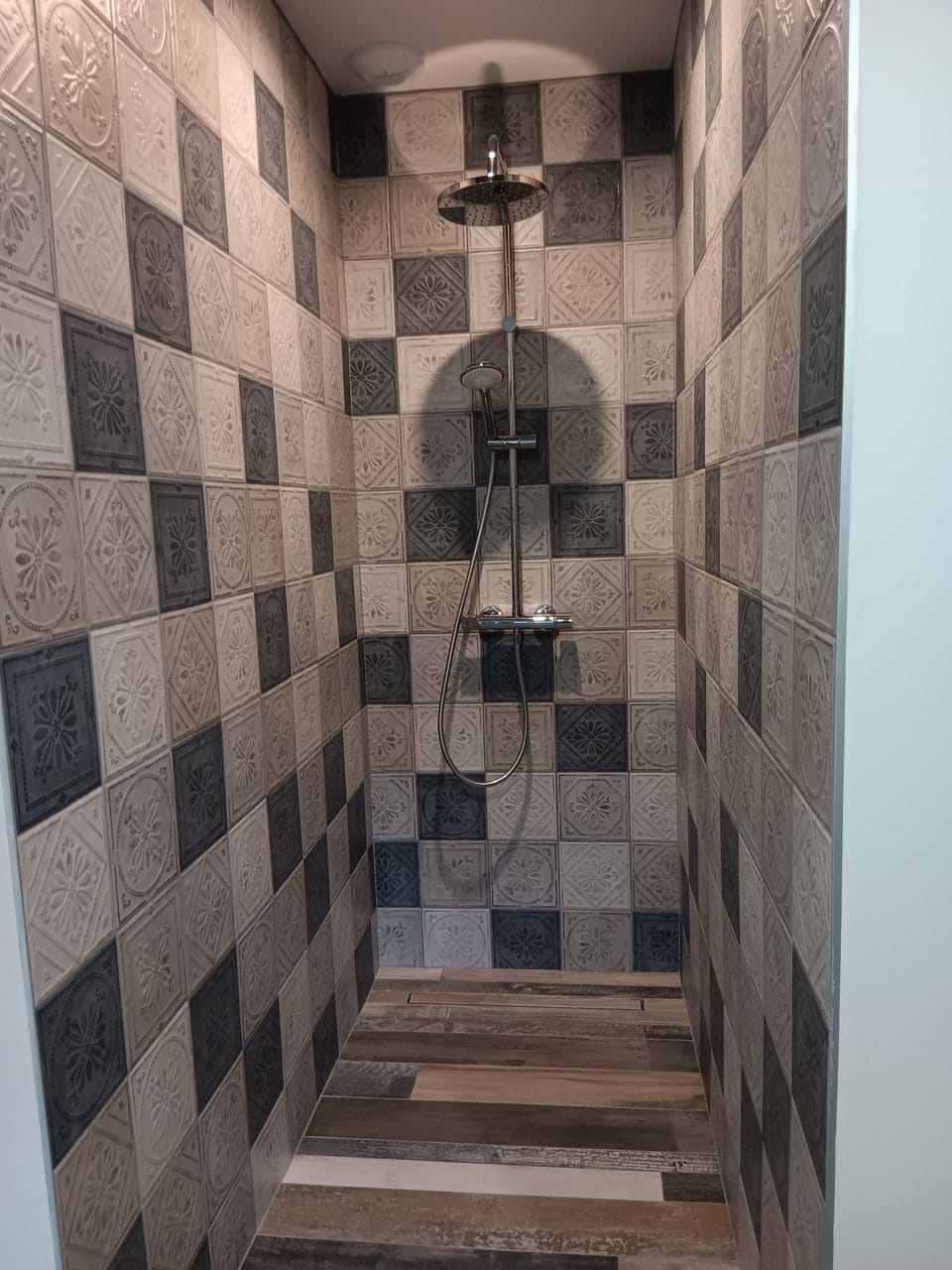 Quadruple Room, Garden View | Blackout drapes, soundproofing, iron/ironing board, free WiFi