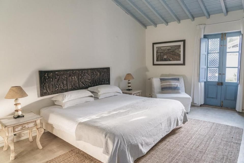 Family House, Garden View | Premium bedding, soundproofing, free cribs/infant beds, free WiFi