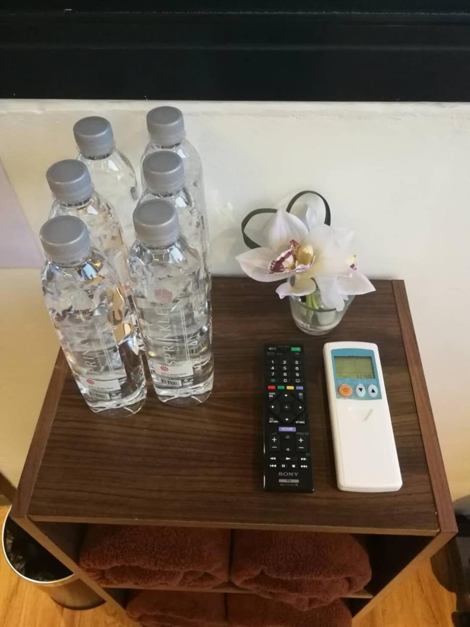 Separate tub and shower, rainfall showerhead, free toiletries