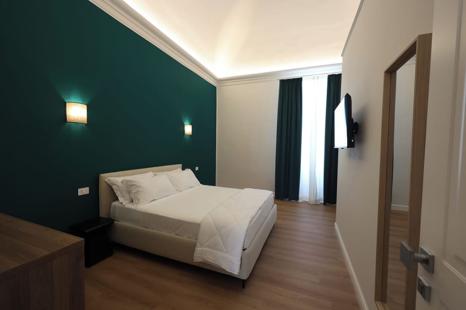 Double Room | Desk, laptop workspace, soundproofing, free WiFi