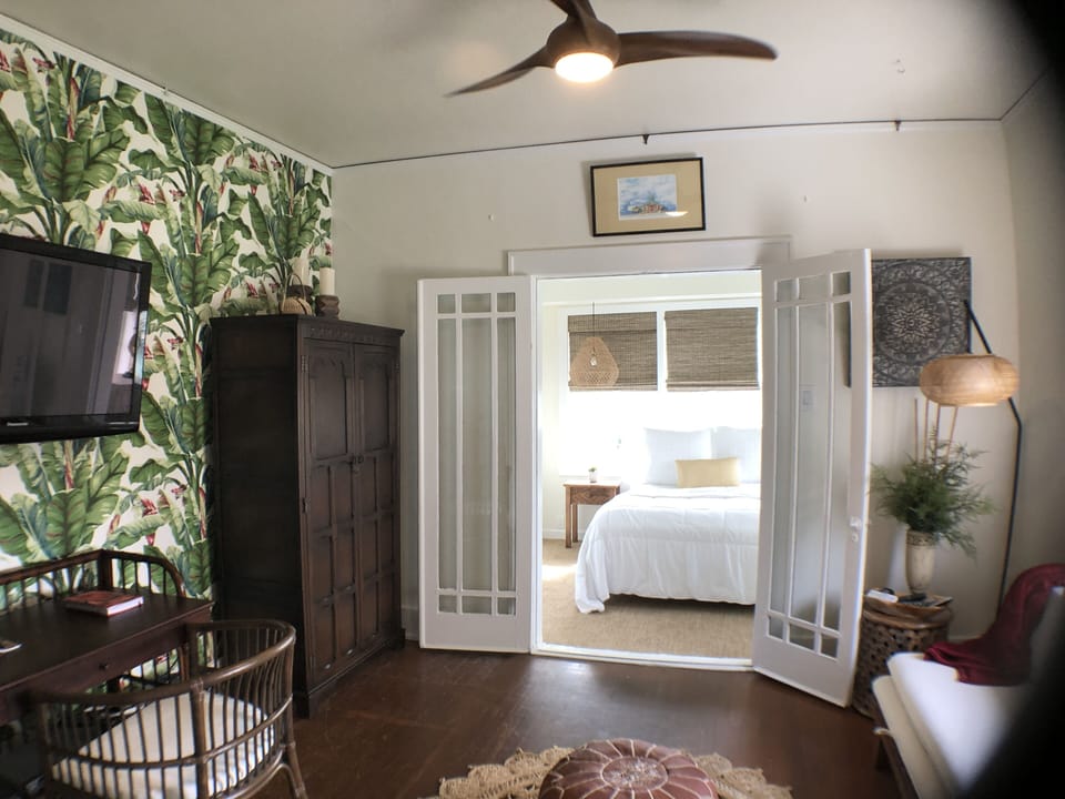 Superior Room, Balcony, Garden View | 3 bedrooms, Egyptian cotton sheets, premium bedding, pillowtop beds