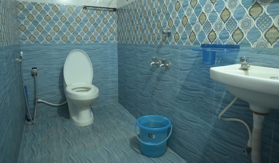 Deluxe Double Room | Bathroom