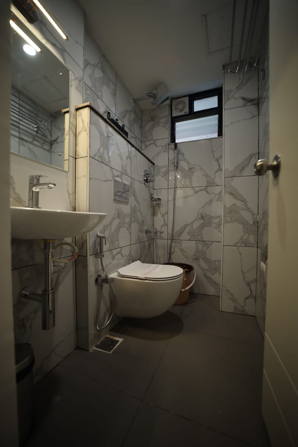 Free toiletries, bidet, towels, soap