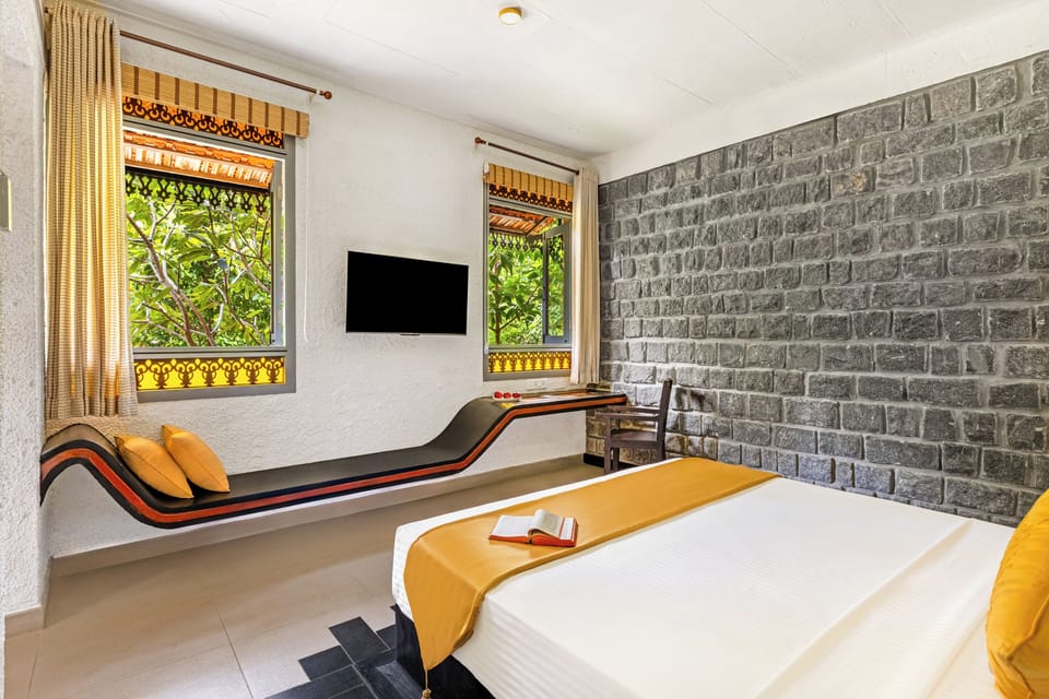 Garden View Pavilion with Sitout | Free WiFi