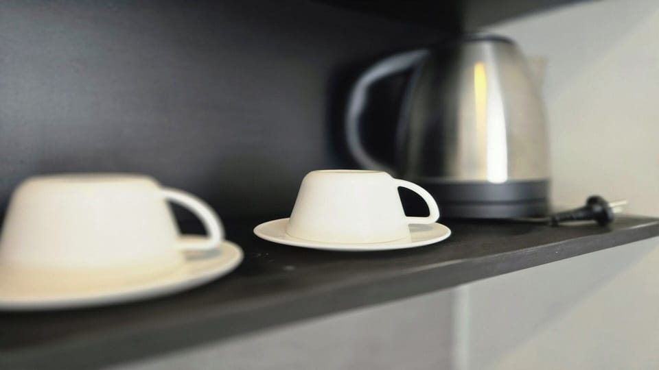 Fridge, microwave, stovetop, cookware/dishes/utensils