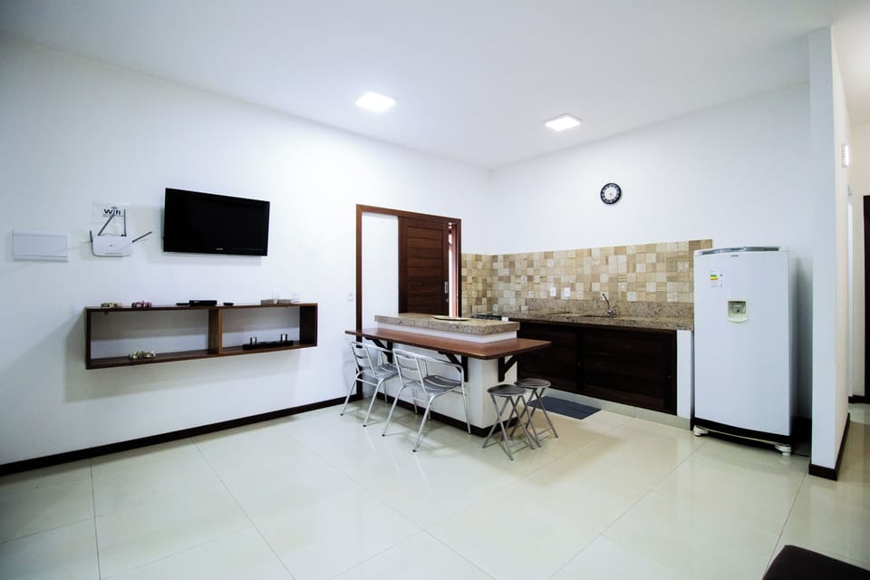 Apartment, 1 Bedroom, Garden View | Private kitchen | Fridge, oven, stovetop