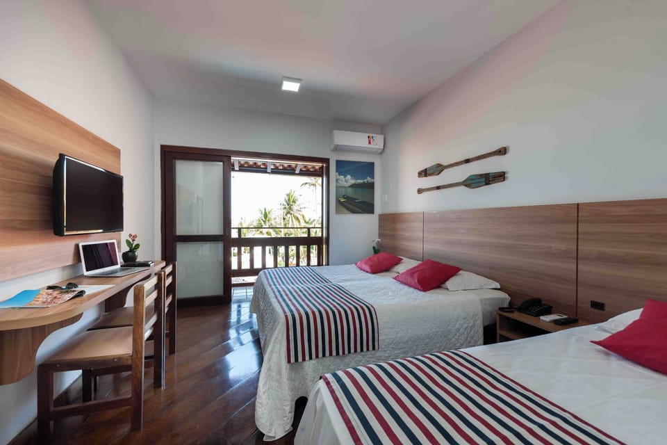 Superior Suite, Beach View | Blackout drapes, soundproofing, free WiFi