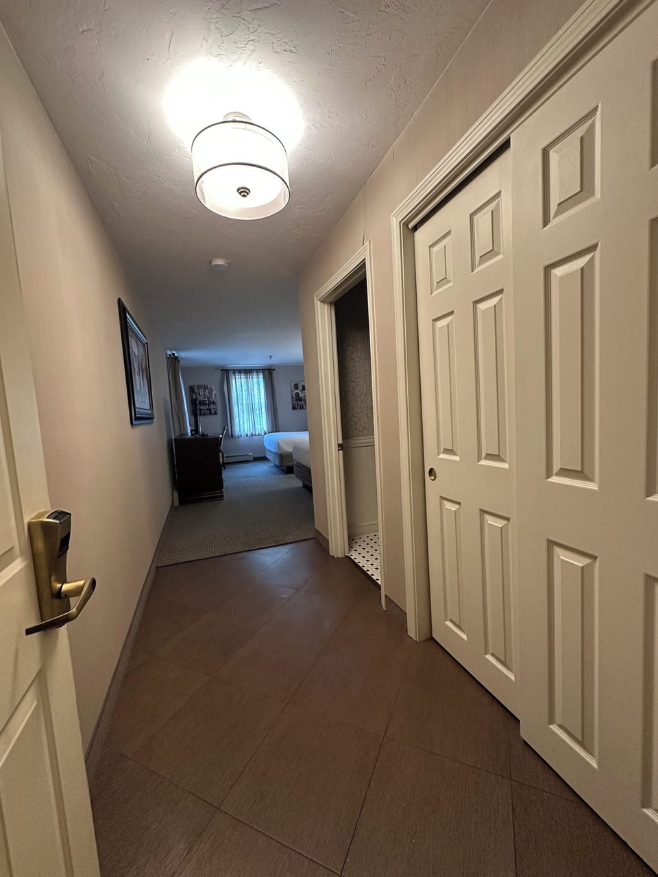 Standard Single Room, 2 Queen Beds | Iron/ironing board, WiFi (free), bed sheets