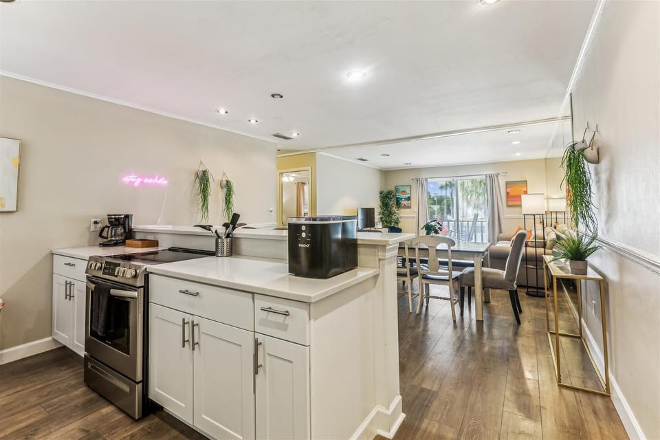 Apartment, Multiple Beds, Balcony, City View (Salt Run II A07) | Private kitchen | Coffee/tea maker