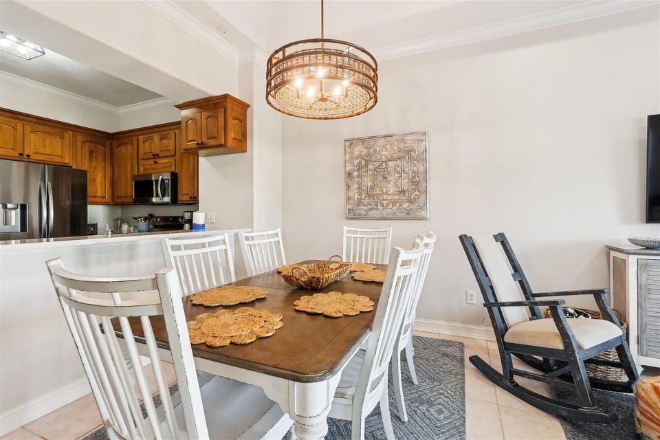 Townhome, Multiple Beds, Hot Tub, Pool View (Villas I 361) | 3 bedrooms, individually decorated, individually furnished