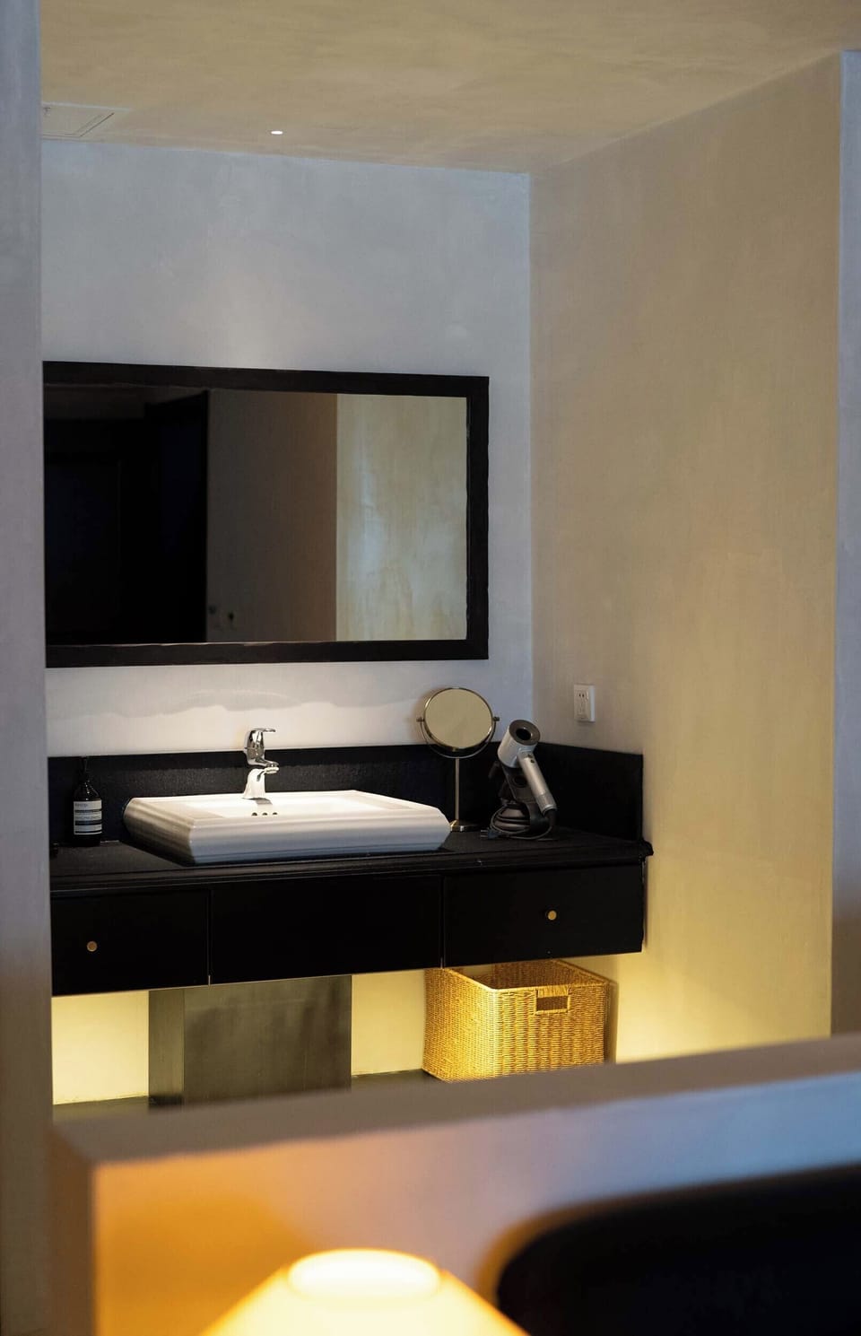 Luxury Double Room, Sea View | Bathroom | Shower, free toiletries, hair dryer, bathrobes
