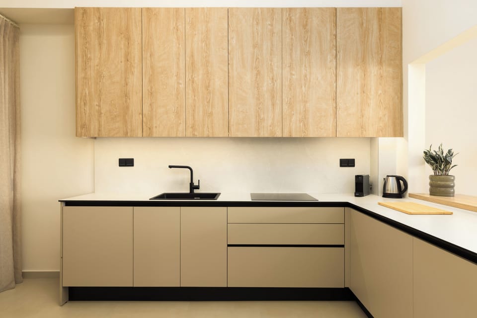 Apartment, 2 Bedrooms, Balcony, Sea View | Private kitchen | Espresso maker, electric kettle