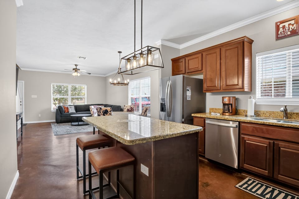 House, 4 Bedrooms | Interior
