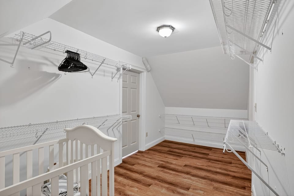 House, 5 Bedrooms | Interior