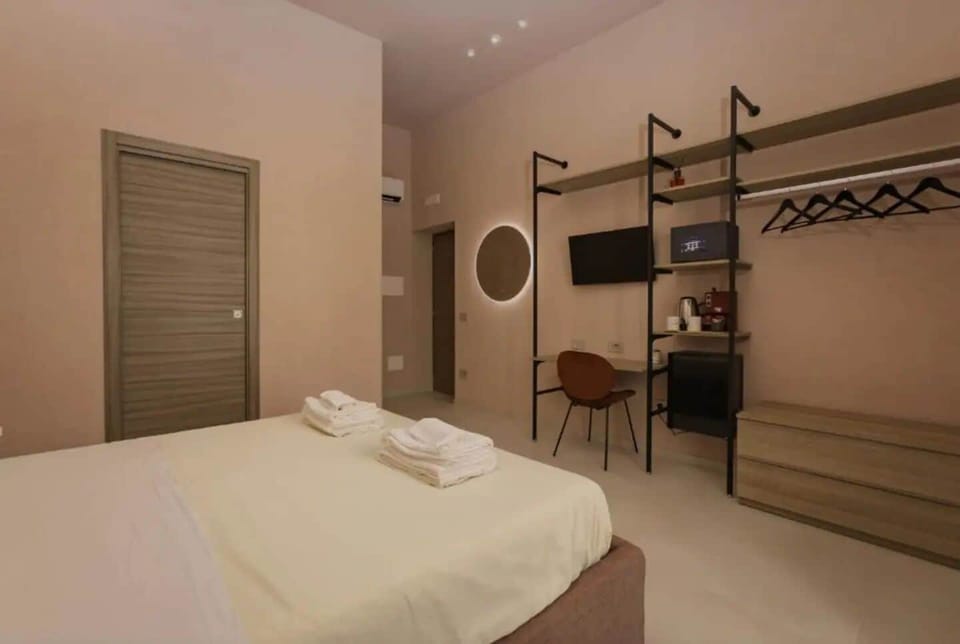 Superior Room, Balcony, City View | In-room safe, desk, soundproofing, iron/ironing board