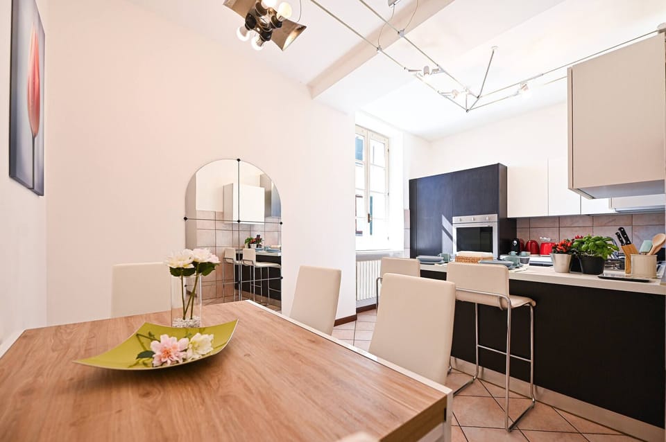 Apartment, 2 Bedrooms, Accessible, Balcony | Dining room