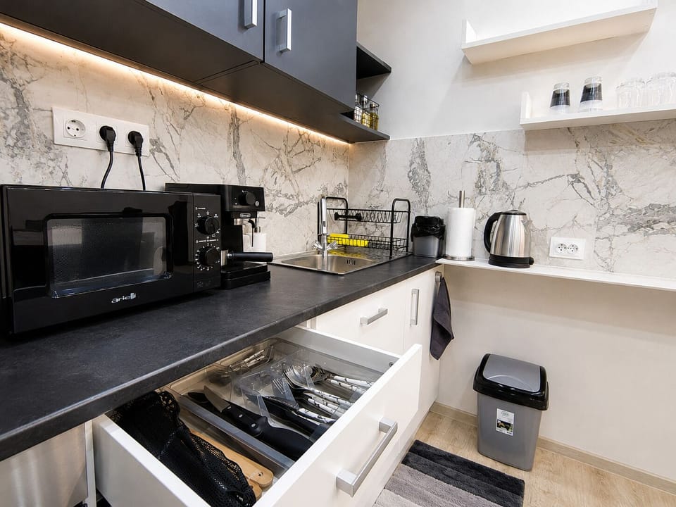 Apartment, Accessible, Smoking | Interior