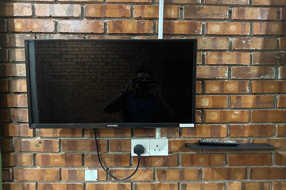 Family Room | Free WiFi