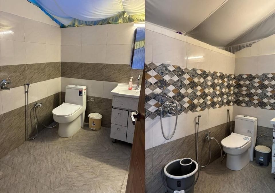 Bathtub, slippers