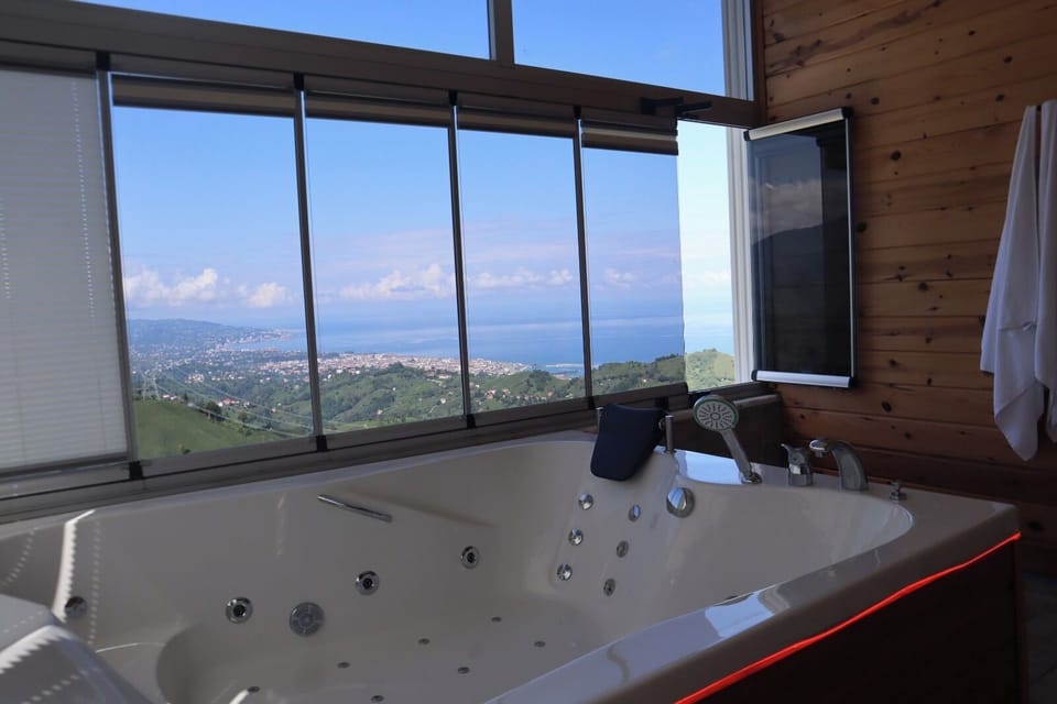 Comfort Chalet, Mountain View | Free WiFi
