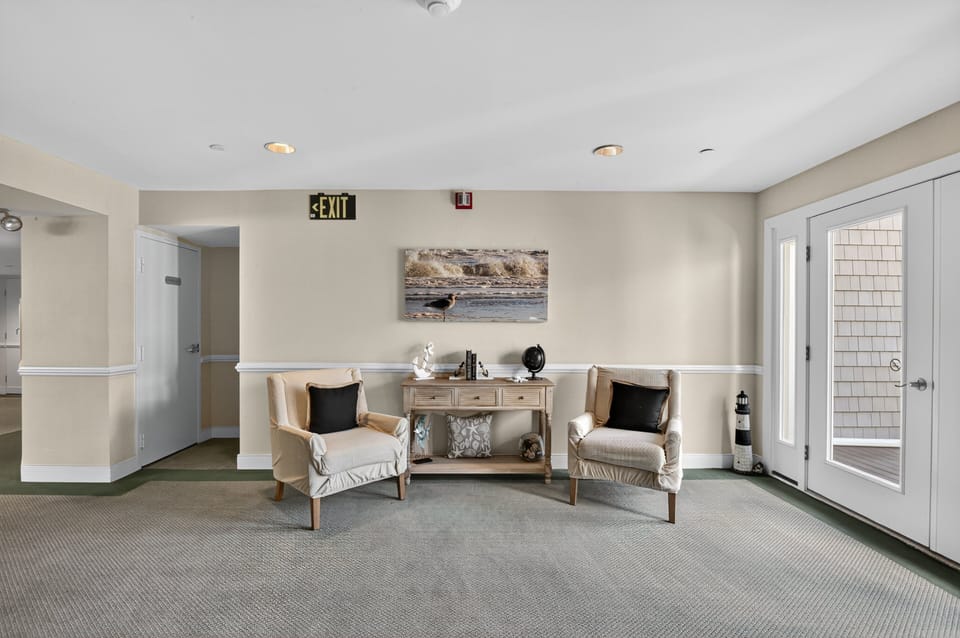 Condo, 2 Bedrooms | Interior
