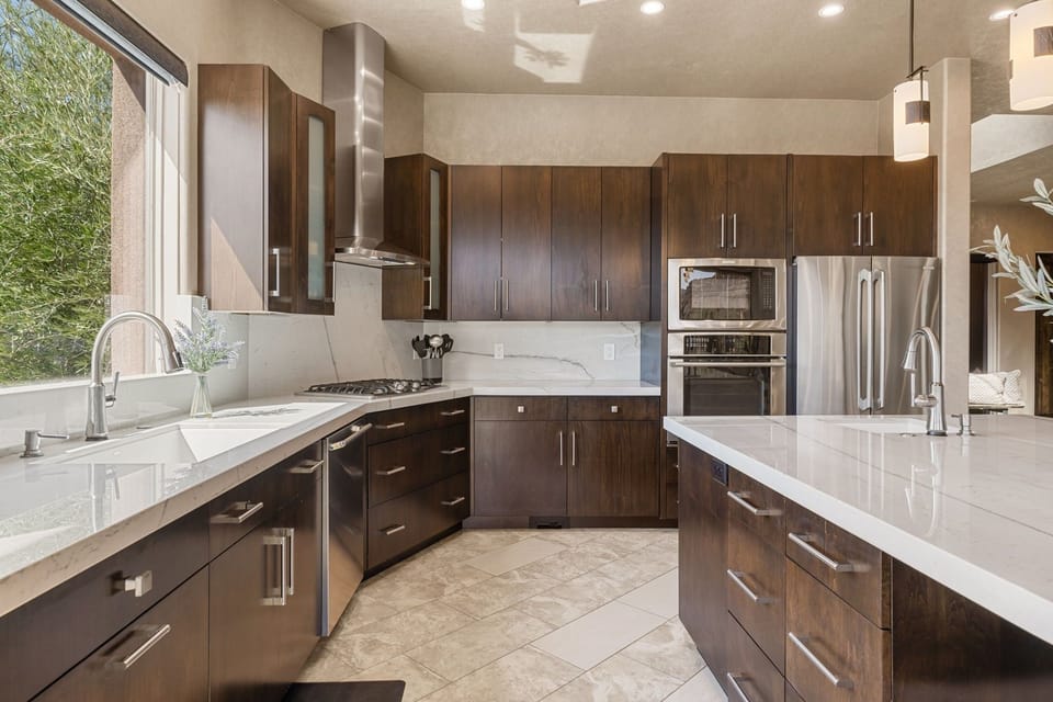 House, 4 Bedrooms | Private kitchen | Coffee/tea maker, fridge, oven, toaster