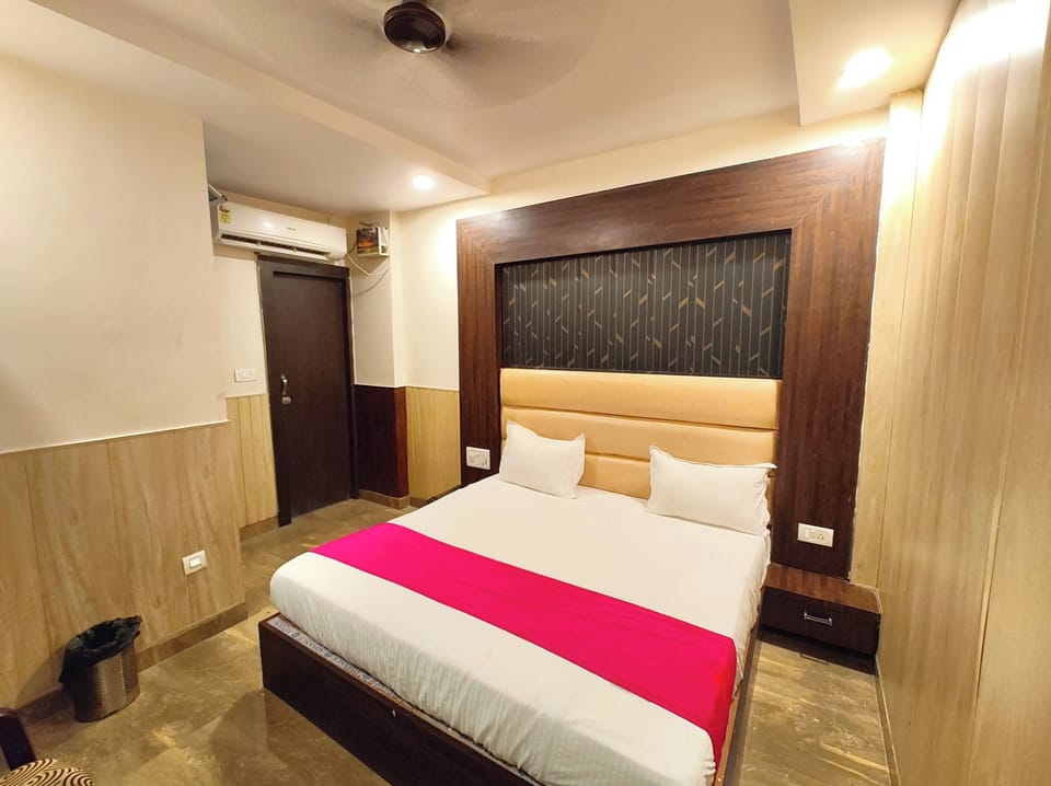 Deluxe Double Room, Air conditioning | View from room