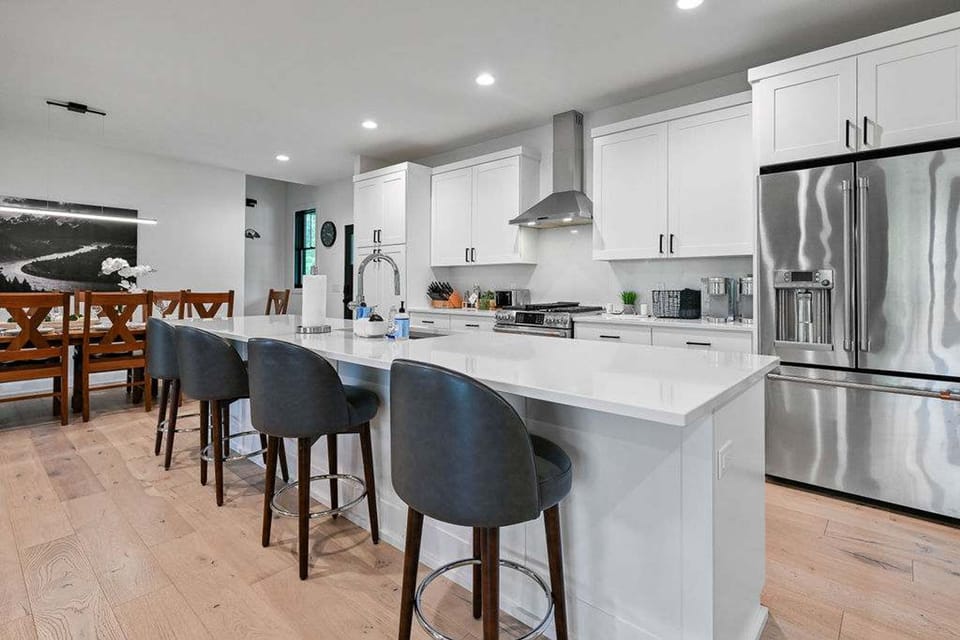 House | 6 bedrooms, Internet
