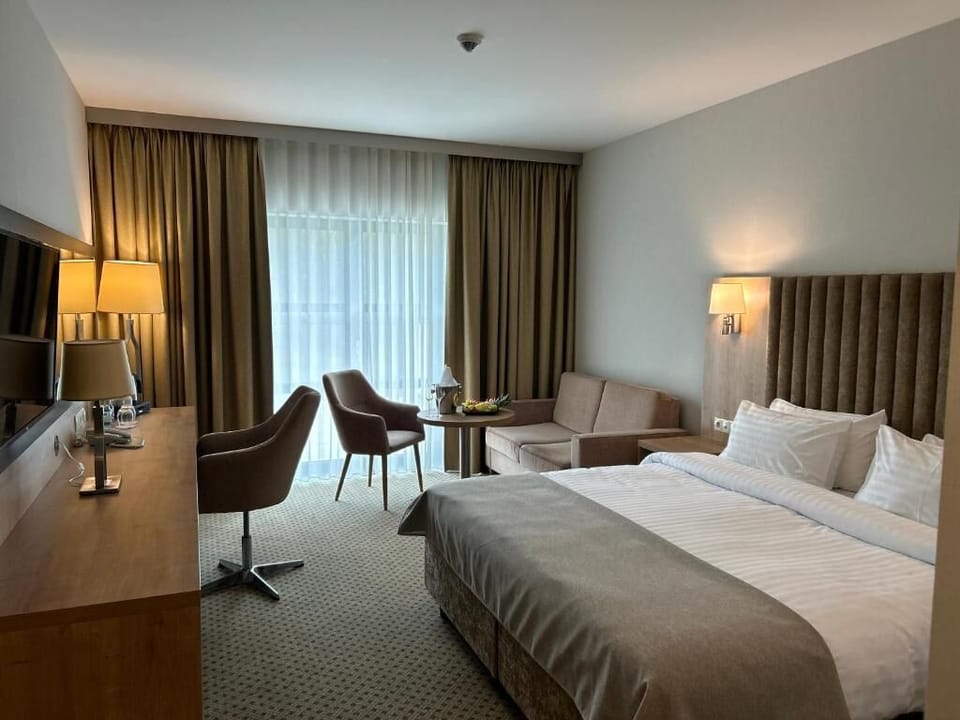 In-room safe, blackout drapes, iron/ironing board, free WiFi
