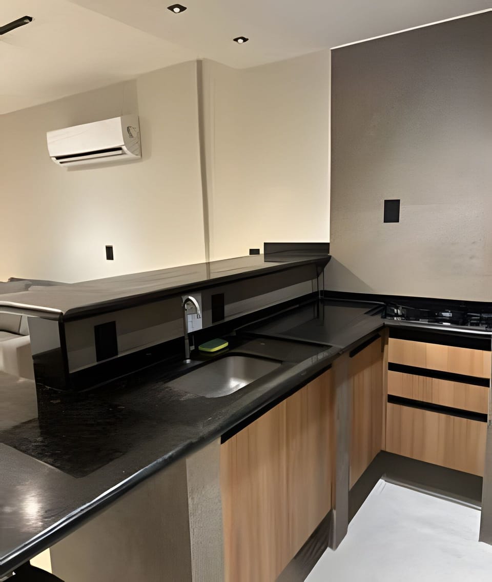 Fridge, microwave, stovetop, electric kettle