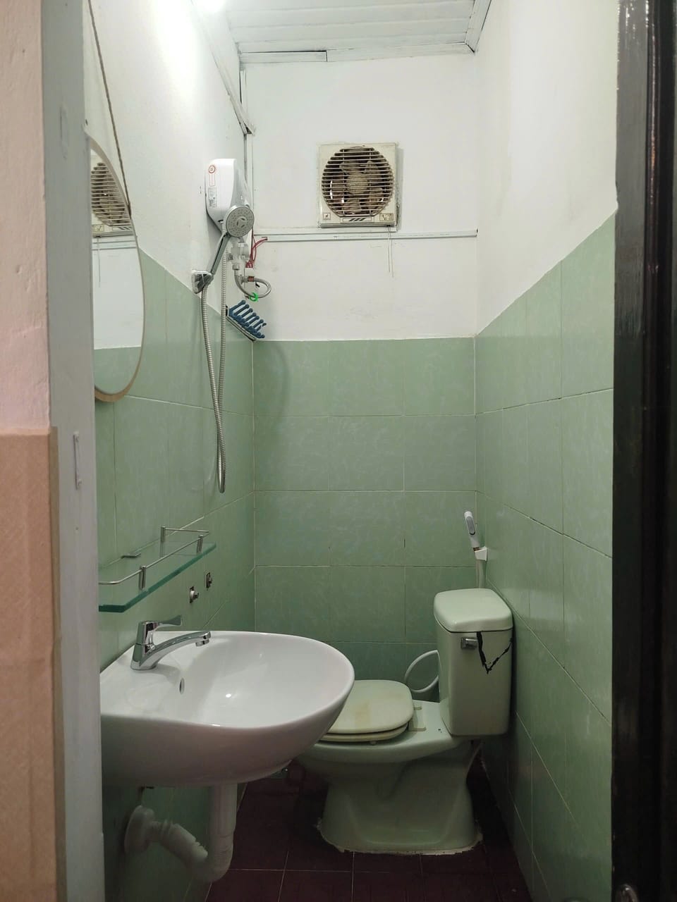Shower, hair dryer, slippers, towels