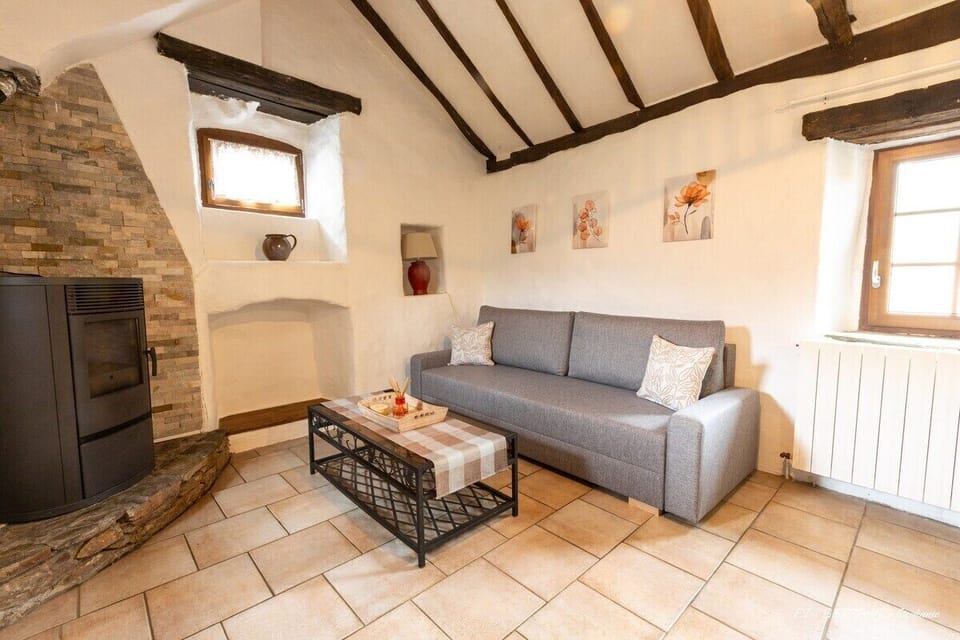 Comfort House, Private Bathroom, Mountain View | Lounge