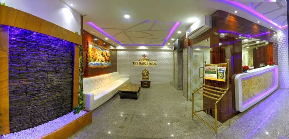 Hotel The Prince Royal Hotel in Bengaluru
