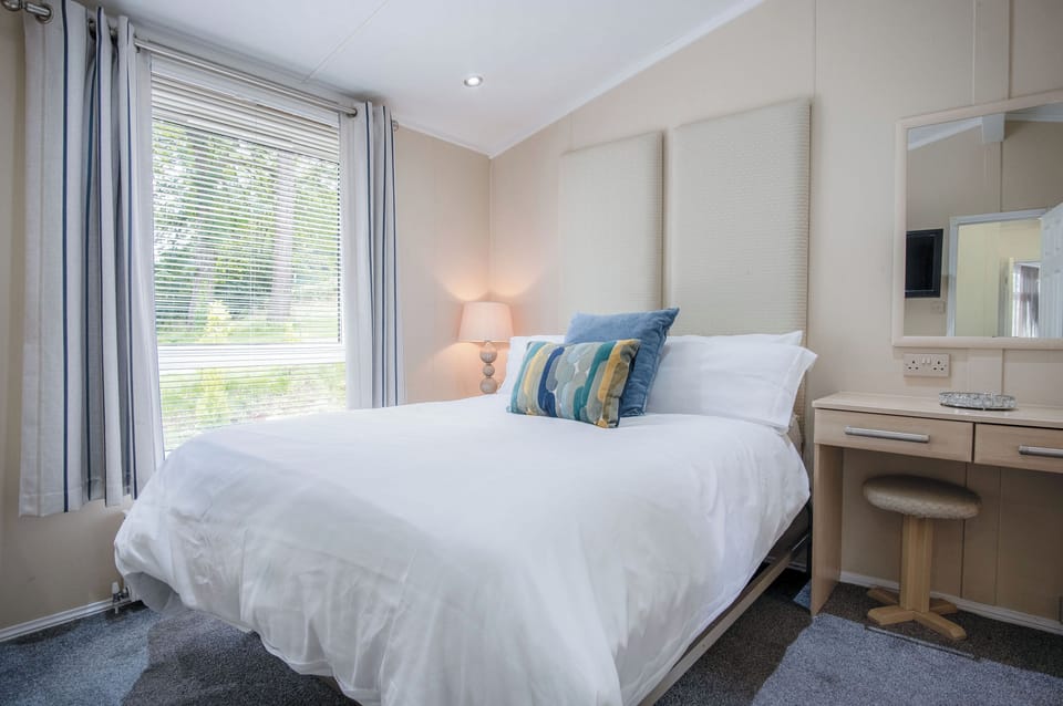 3 bedrooms, premium bedding, bed sheets