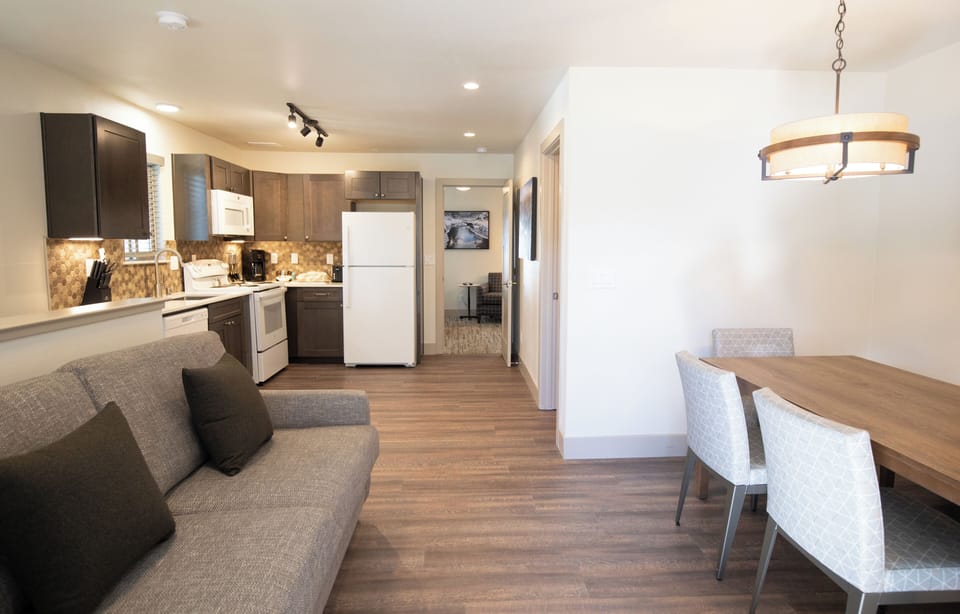 Condo, Multiple Beds | Living room