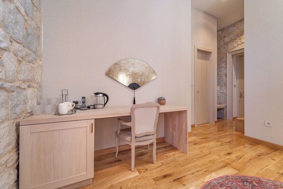 Triple Room, City View (6) | Free WiFi
