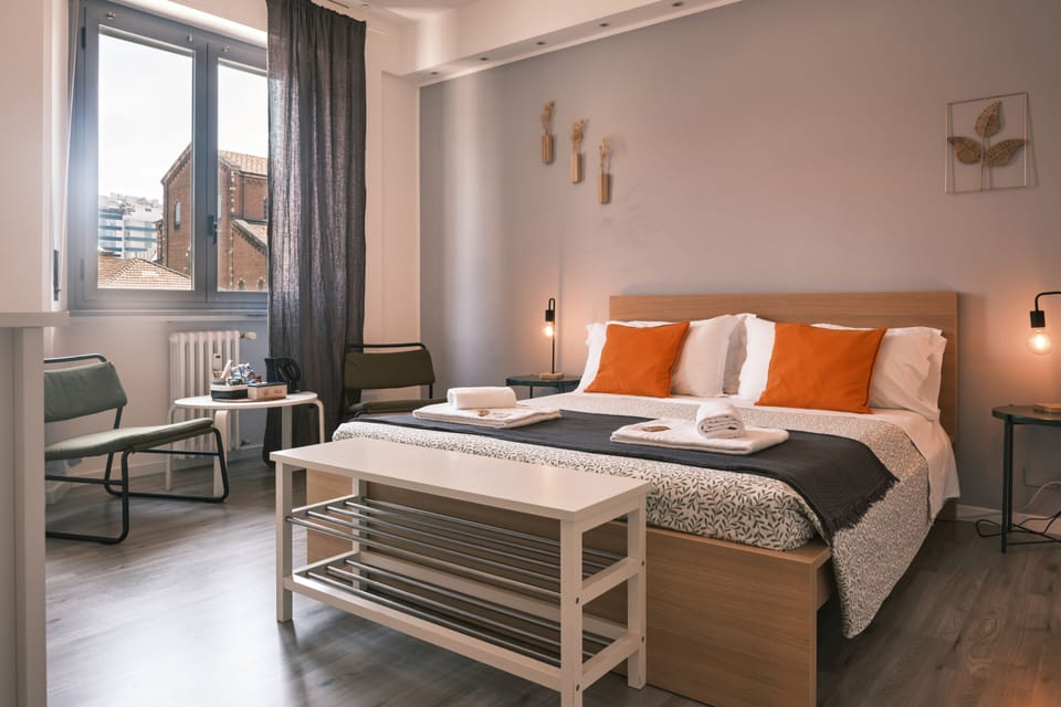 Standard Double Room, Shared Bathroom, City View | Free WiFi, bed sheets