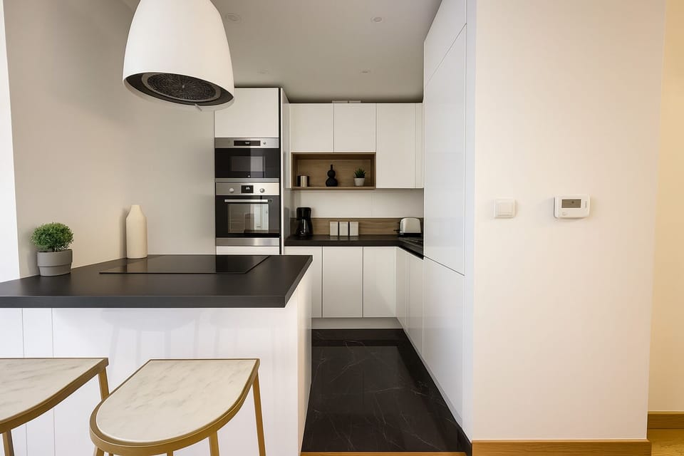 Apartment | Private kitchen | Fridge, microwave, oven, stovetop