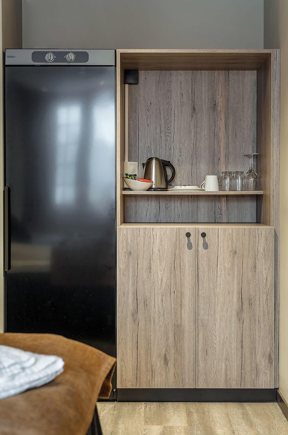 Blackout drapes, WiFi (free)