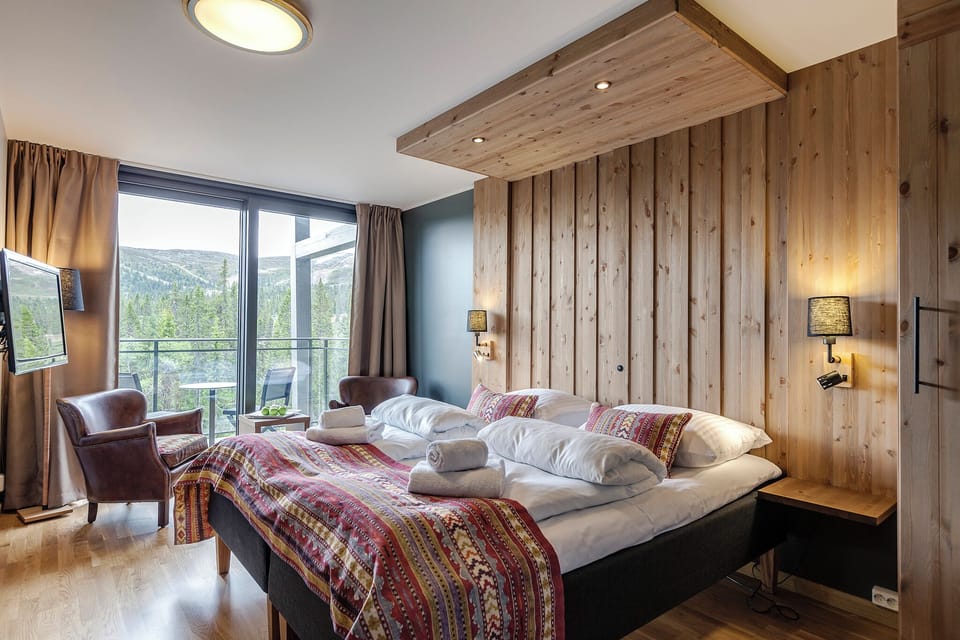 In-room safe, blackout drapes, soundproofing, WiFi (free)