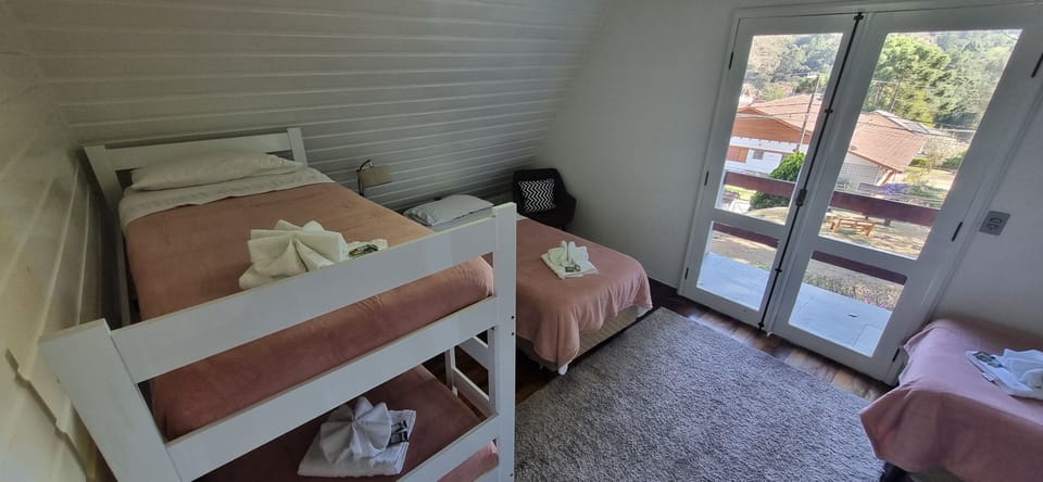 Shared Dormitory | Free WiFi