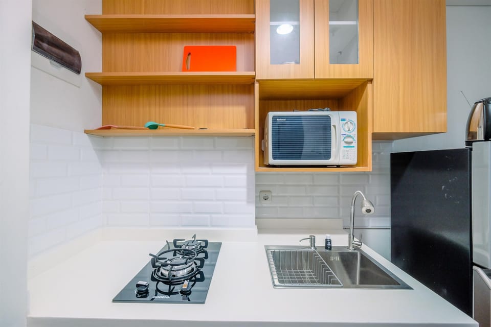 Standard Apartment | Private kitchen | Cookware/dishes/utensils