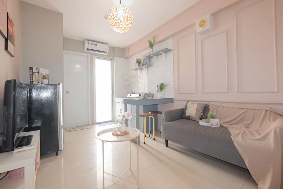 Standard Apartment | Living area