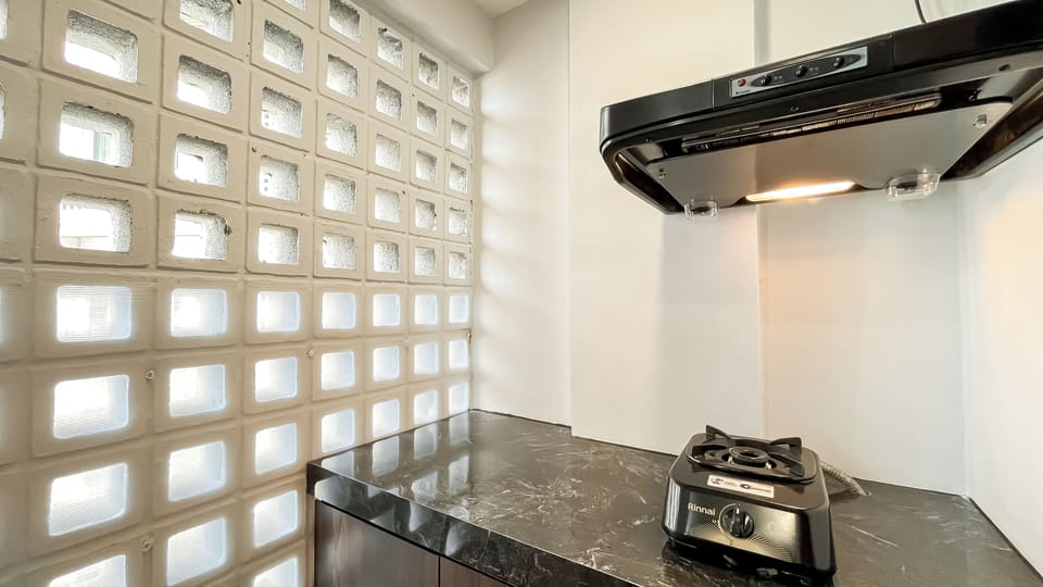 Standard Apartment | Private kitchen | Cookware/dishes/utensils