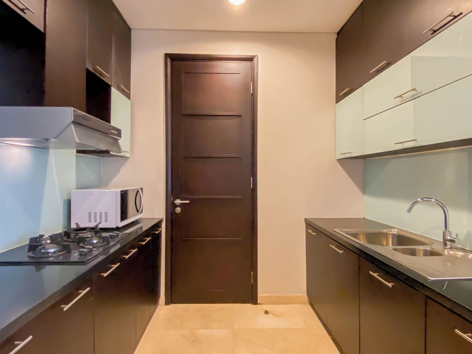 Standard Apartment | Private kitchen | Cookware/dishes/utensils