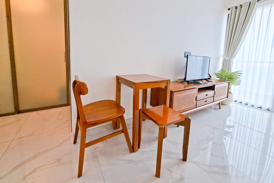 Standard Apartment | In-room dining