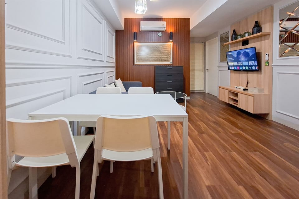 Standard Apartment | In-room dining