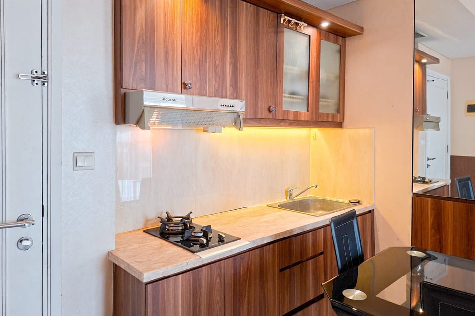 Standard Apartment | Private kitchen | Cookware/dishes/utensils