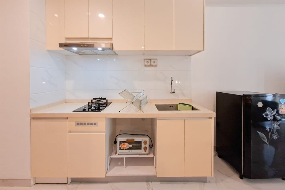 Deluxe Apartment | Private kitchen | Cookware/dishes/utensils