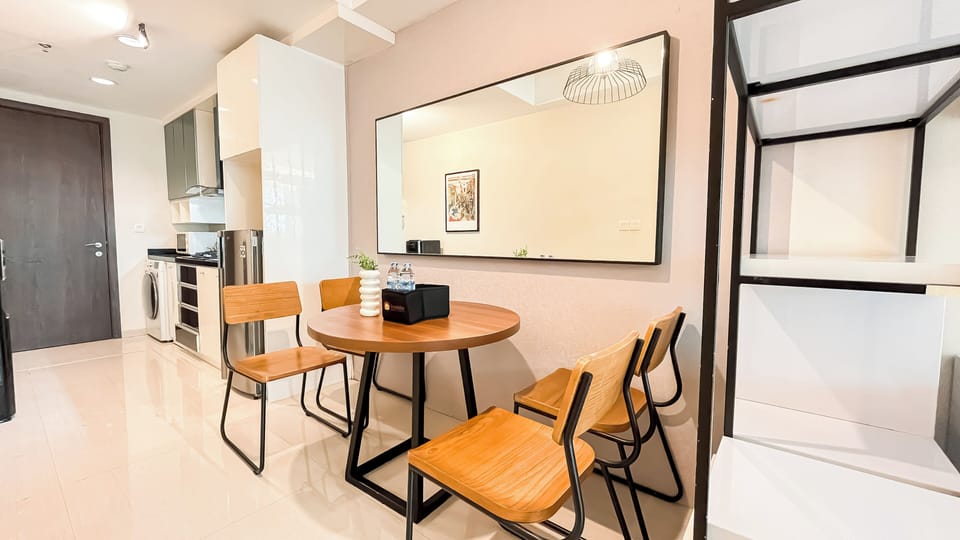 Deluxe Apartment | In-room dining